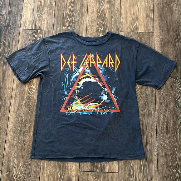 Def Leppard Other - Def Leppard Hysteria 1987 Tour Shirt Mens Size Small